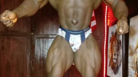 musclegod23 online show from 05.26.26