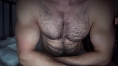 Snapshot of musclehair3 chatting on 09.29.25 musclehair3 online show from 09.29.25