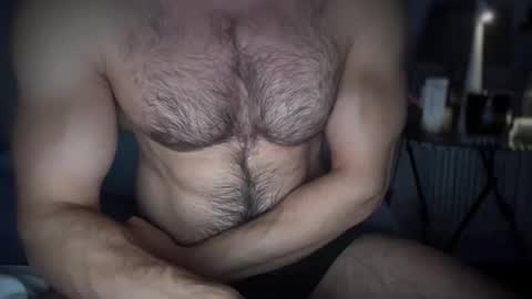 Snapshot of musclehair3 chatting on 10.14.25 musclehair3 online show from 10.14.25