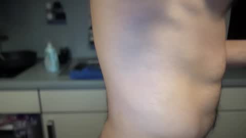 Snapshot of musclehair3 chatting on 02.04.26 musclehair3 online show from 02.04.26