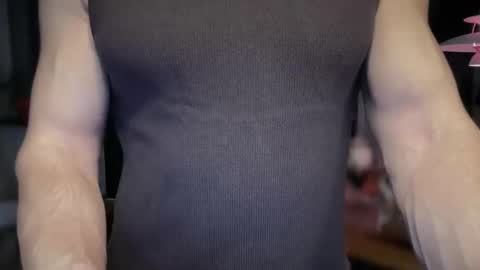 musclehair3 online show from 04.17.26