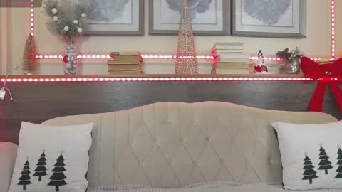 Luna  online show from 12.18.25