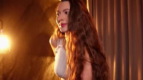 Snapshot of musesolis chatting on 02.19.25 MuseSolis online show from 02.19.25