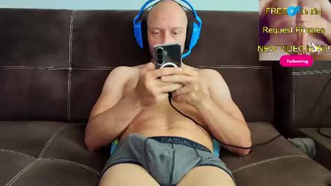 mushroomcouch online show from 07.14.26
