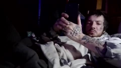 Snapshot of music199033 chatting on 11.28.25 music199033 online show from 11.28.25