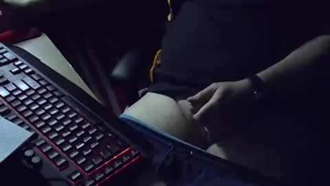 Snapshot of muso44 chatting on 10.06.25 Muso online show from 10.06.25