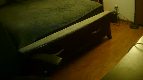 mustenjoyhead79 online show from 09.21.25