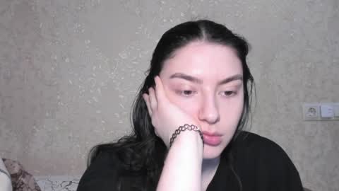 Snapshot of muuur_love chatting on 04.18.26 cute couple online show from 04.18.26