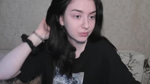 Snapshot of muuur_love chatting on 05.23.26 cute couple online show from 05.23.26