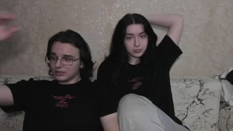 Snapshot of muuur_love chatting on 05.29.26 cute couple online show from 05.29.26