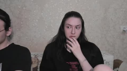 Snapshot of muuur_love chatting on 07.06.26 cute couple online show from 07.06.26