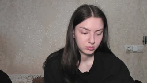 Snapshot of muuur_love chatting on 07.14.26 cute couple online show from 07.14.26