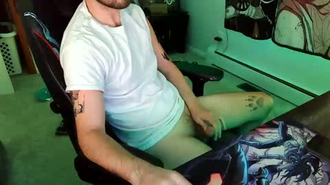 Snapshot of mvlphas chatting on 02.01.25 mvlphas online show from 02.01.25