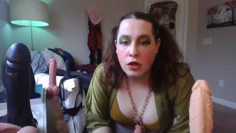 Mx Charlotte online show from 12.10.24