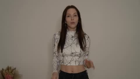 STELLA online show from 04.13.26