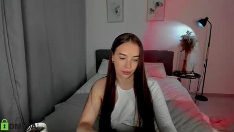 katie online show from 12.16.24