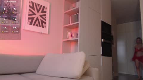 Hannah  welcome  online show from 12.08.24