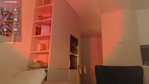 Hannah  welcome  online show from 02.19.25