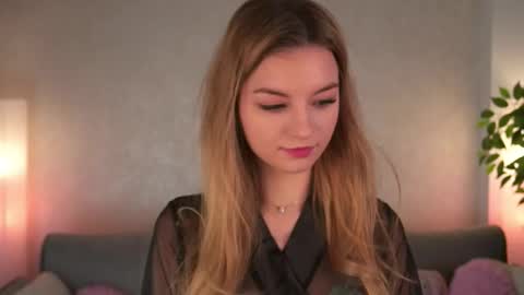 Polly online show from 02.18.26