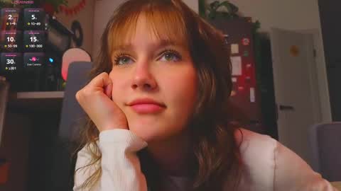 Snapshot of my_parisss chatting on 01.10.25  PARIS   online show from 01.10.25