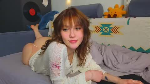 Snapshot of my_parisss chatting on 01.17.25  PARIS   online show from 01.17.25