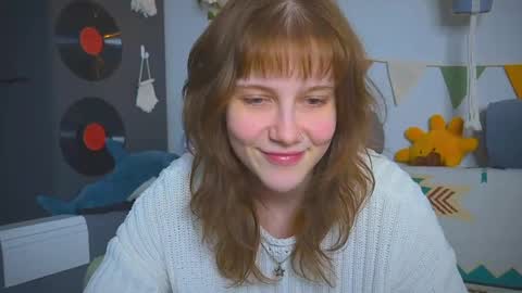 Snapshot of my_parisss chatting on 02.24.25  PARIS   online show from 02.24.25