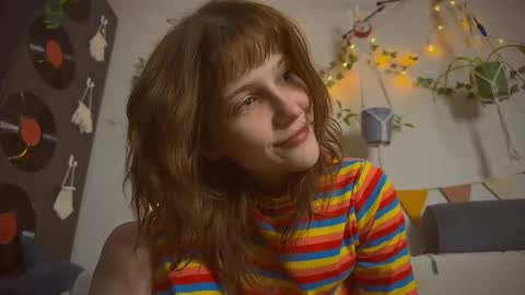 Snapshot of my_parisss chatting on 02.28.25  PARIS   online show from 02.28.25