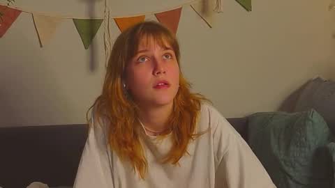 Snapshot of my_parisss chatting on 10.07.25  PARIS   online show from 10.07.25