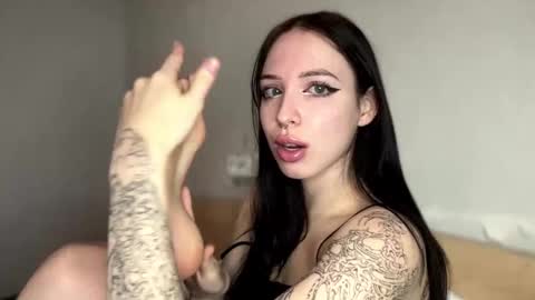 Viola online show from 10.19.25