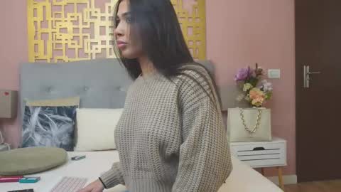 Snapshot of myamuse chatting on 11.25.25 MyaMuse online show from 11.25.25