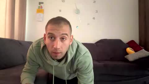 Snapshot of mydreamlife12 chatting on 12.01.25 Fabio online show from 12.01.25