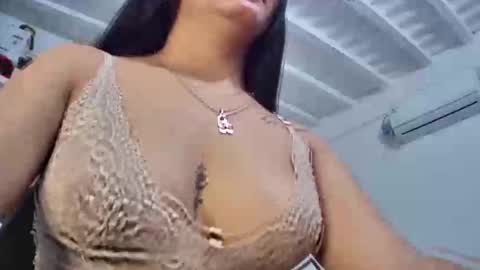 Snapshot of myhoney_hot chatting on 01.12.25 myhoney_hot online show from 01.12.25