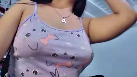 Snapshot of myhoney_hot chatting on 01.18.25 myhoney_hot online show from 01.18.25