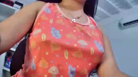 Snapshot of myhoney_hot chatting on 01.19.25 myhoney_hot online show from 01.19.25