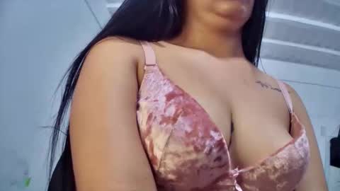 Snapshot of myhoney_hot chatting on 09.13.25 myhoney_hot online show from 09.13.25