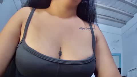 Snapshot of myhoney_hot chatting on 09.29.25 myhoney_hot online show from 09.29.25