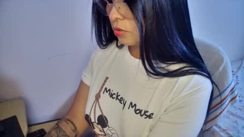 Snapshot of myhoney_hot chatting on 06.24.26 myhoney_hot online show from 06.24.26