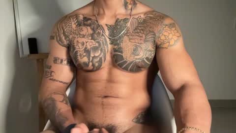 Snapshot of myke_esthetic chatting on 02.09.25 Myke esthetic online show from 02.09.25