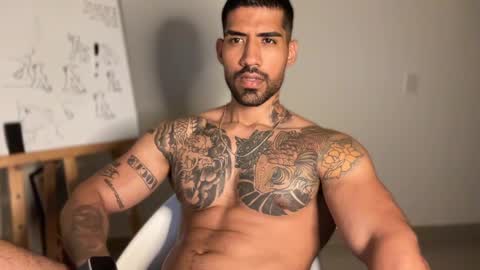 Snapshot of myke_esthetic chatting on 02.12.25 Myke esthetic online show from 02.12.25