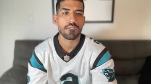 Snapshot of myke_esthetic chatting on 02.20.25 Myke esthetic online show from 02.20.25