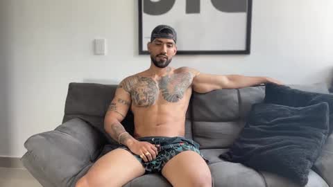 Snapshot of myke_esthetic chatting on 03.09.25 Myke esthetic online show from 03.09.25