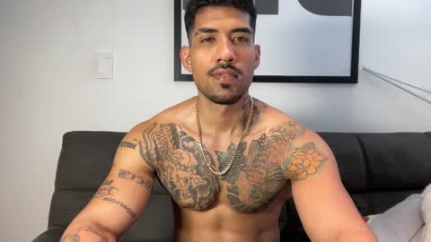 Snapshot of myke_esthetic chatting on 09.24.25 Myke esthetic online show from 09.24.25