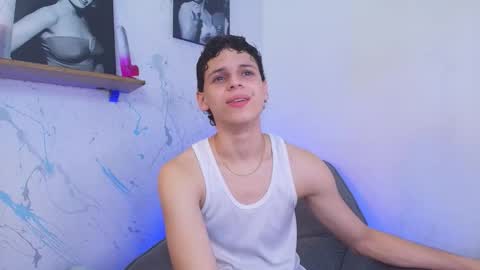 Snapshot of mykelcano chatting on 10.27.25 Mykel online show from 10.27.25