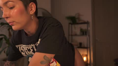 jacke BUNNY online show from 04.06.26