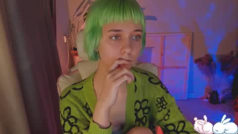 MylaFlores online show from 02.23.25