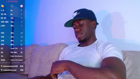 Mylo Wallace  online show from 03.08.26