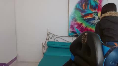 Milu 3 online show from 10.21.25