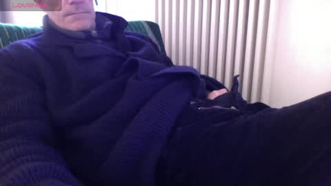 Snapshot of mynakedbeach chatting on 01.13.25 Bi sexy guy lovense hush is on private is open or password show tip if you like. online show from 01.13.25