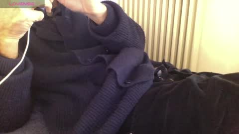 Snapshot of mynakedbeach chatting on 01.15.25 Bi sexy guy lovense hush is on private is open or password show tip if you like. online show from 01.15.25