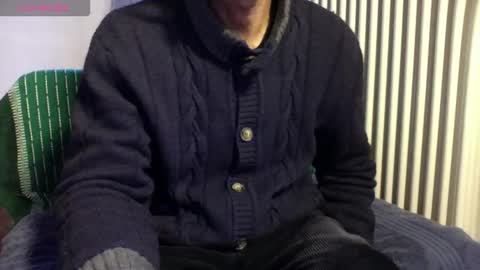 Bi sexy guy lovense hush is on private is open or password show tip if you like. online show from 11.24.25